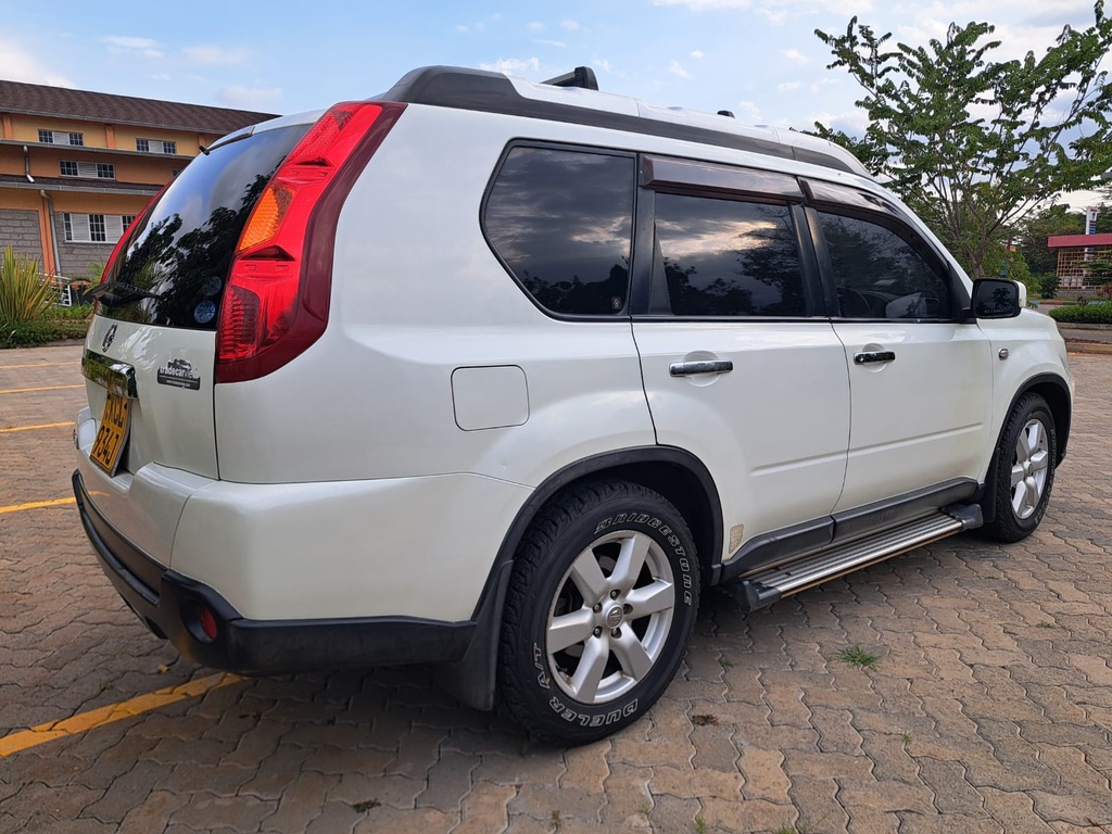 NISSAN EXTRAIL
