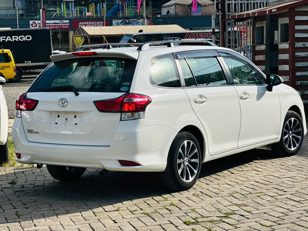 Toyota Fielder