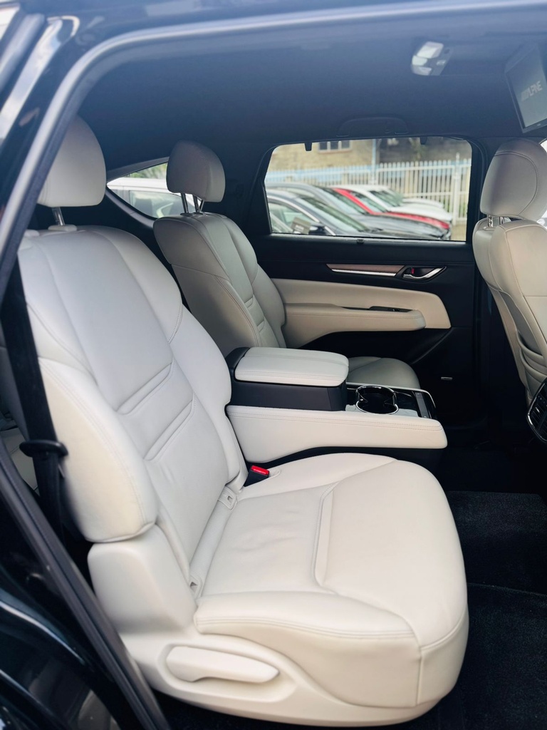 MAZDA CX8