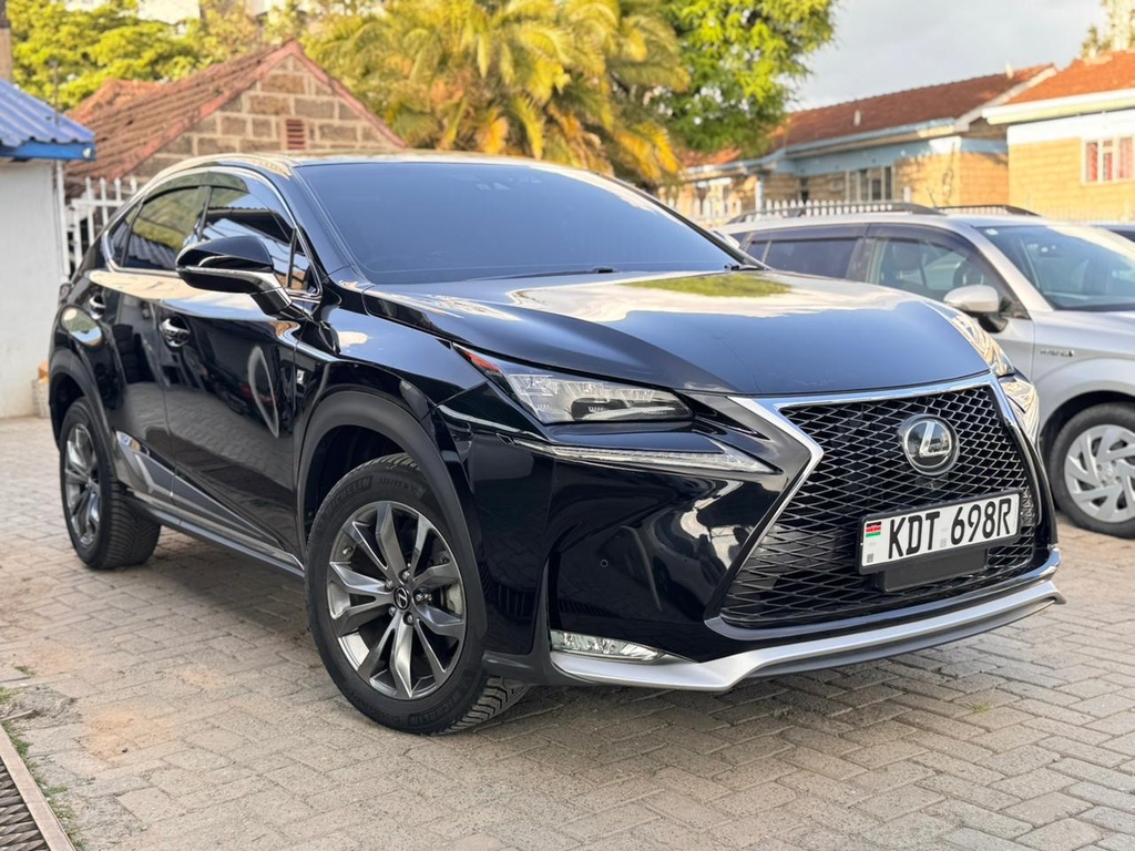 Lexus NX200T