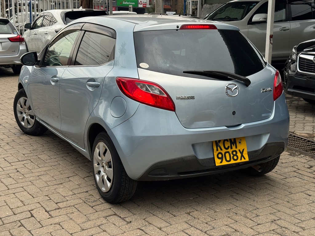 Mazda Demio