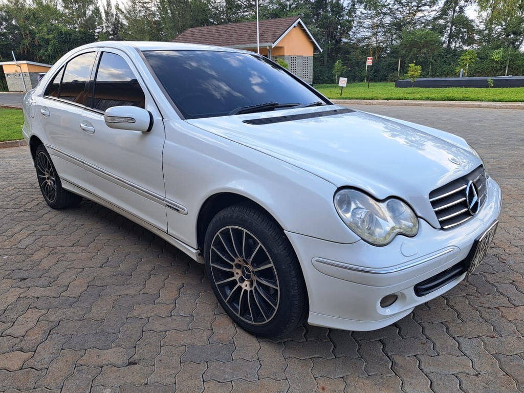 Mercedes Benz C 180