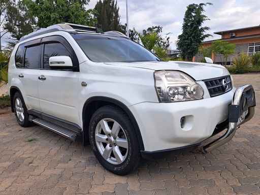 NISSAN EXTRAIL